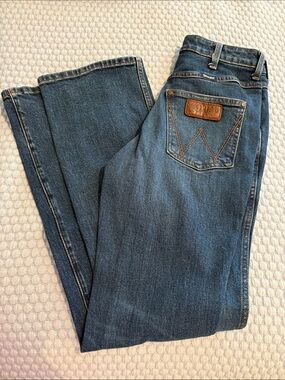 Wrangler Women's retro high rise 25x32